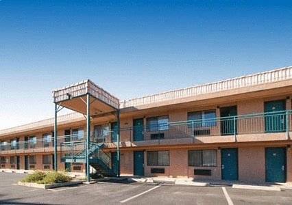 Econo Lodge Phoenix Airport